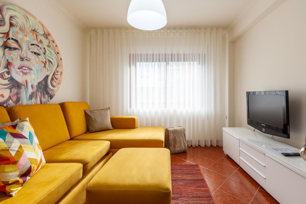 エシュポゼンデCasa Da Apulia - Minho'S Guestアパートメント エクステリア 写真
